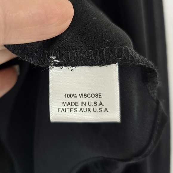 Misa Los Angeles Elisa Cold Shoulder Long Sleeve Pom Pom Top Medium Black - Picture 10 of 12